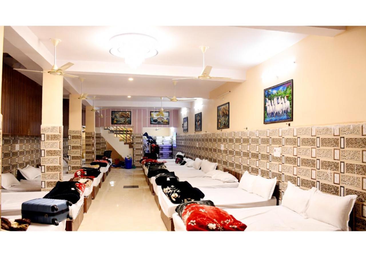 Tirupati Balaji Inn Bageshwar Dham Basāri Exterior photo